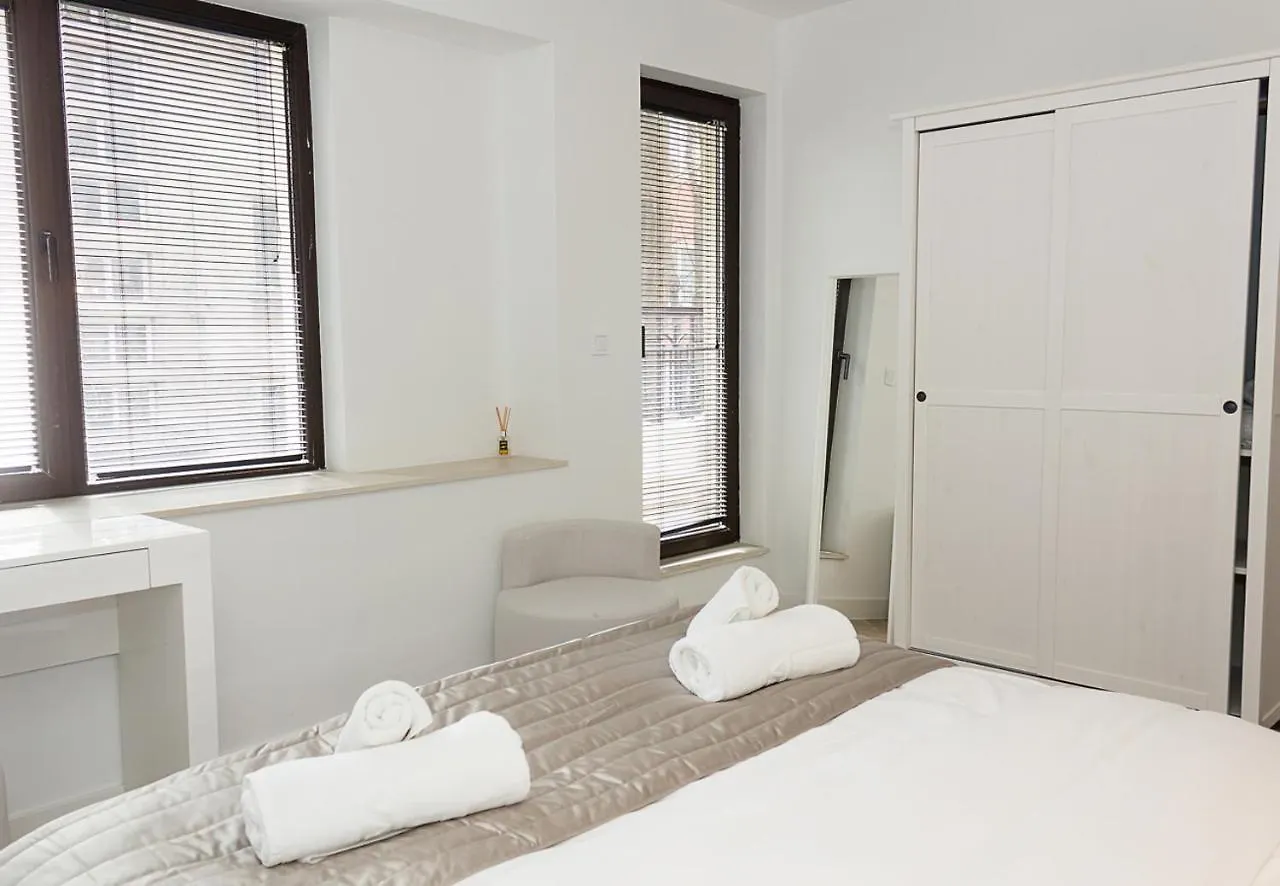 Three Private Apartments Near Port Of Varna By Flat Mаnager Bulgarien