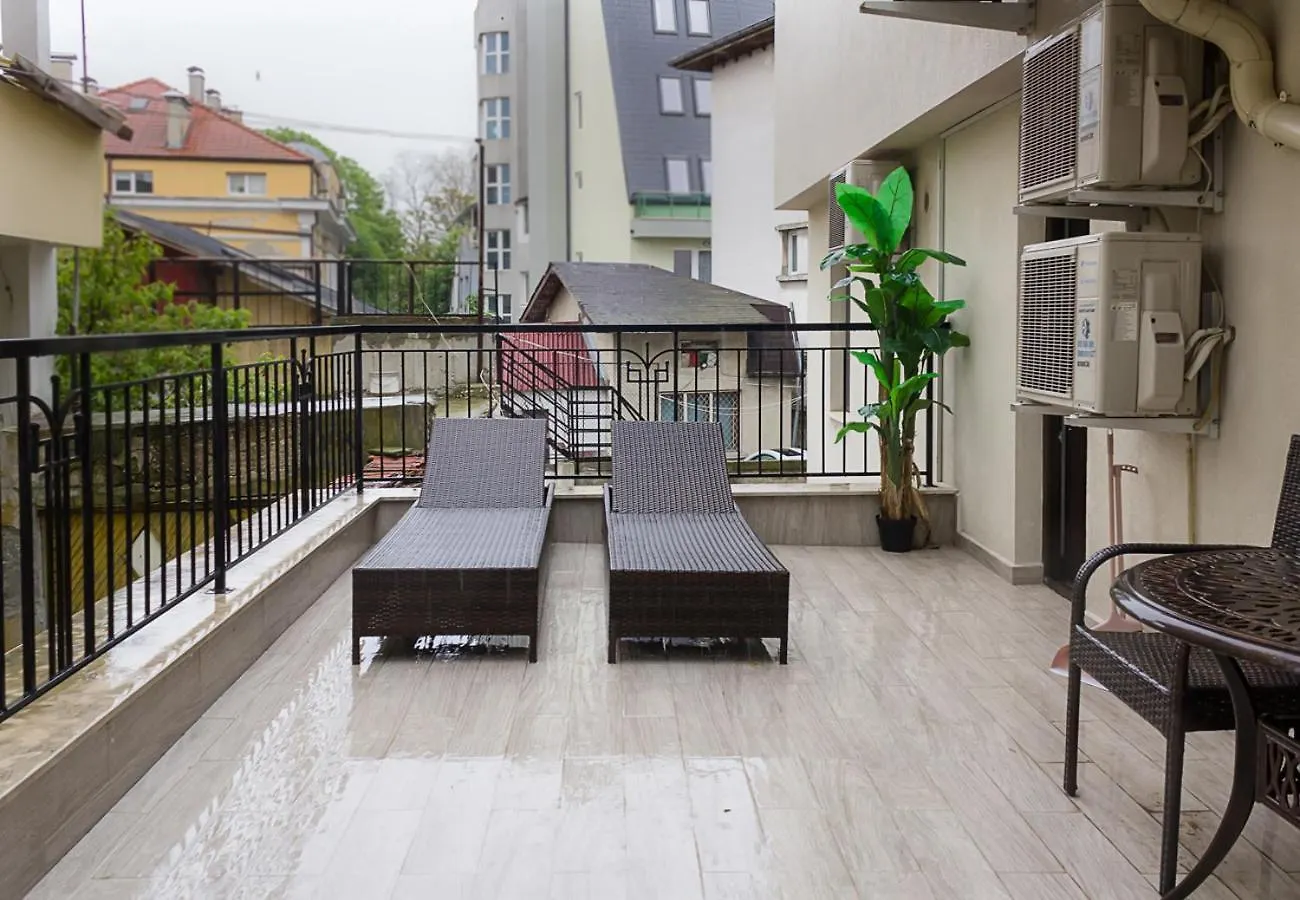 Three Private Apartments Near Port Of Varna By Flat Mаnager Bulgarien